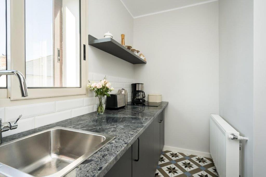 Downtown Modern - 2br Apartment *