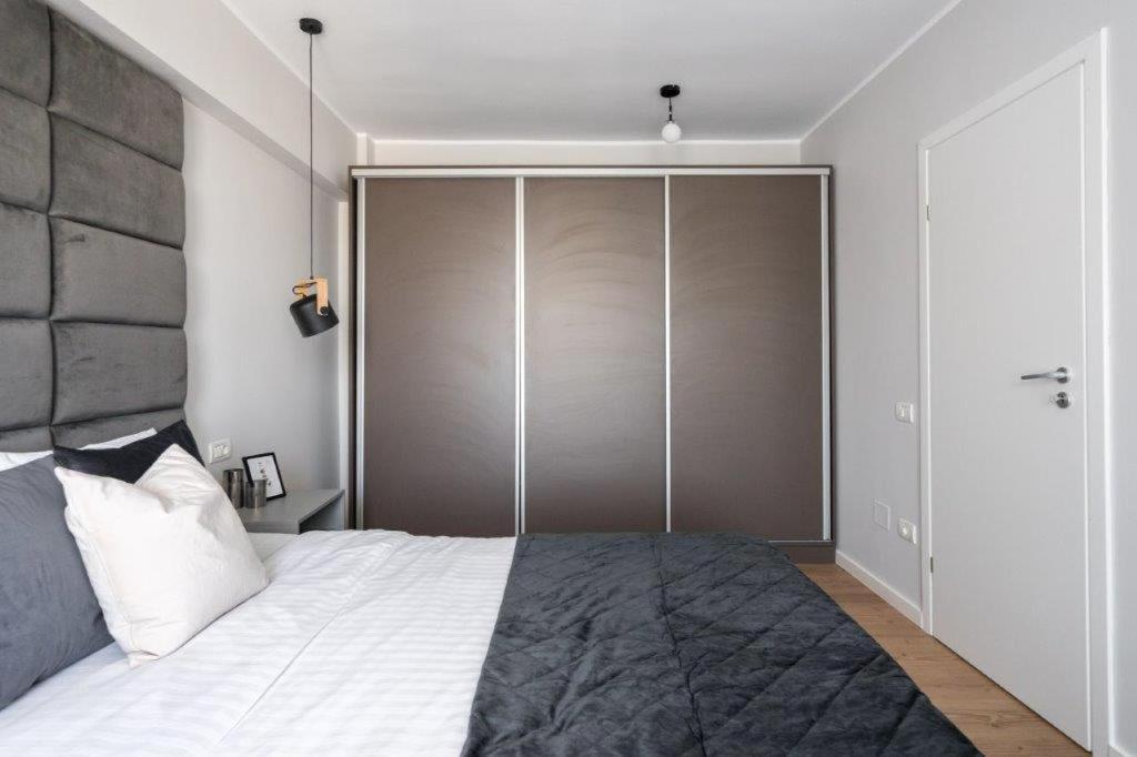Downtown Modern - 2br Apartment Bucharest